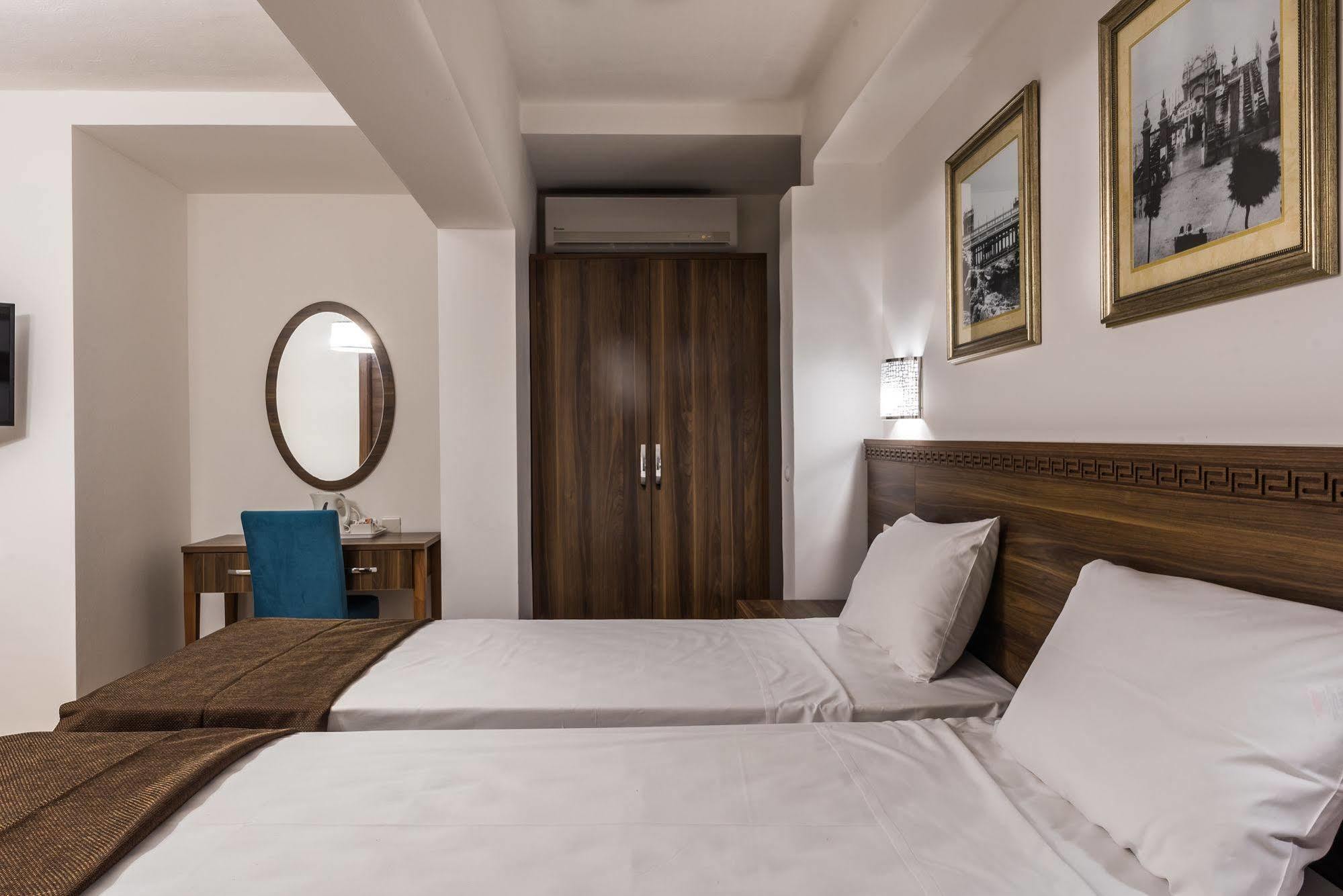 Hotel Slimiza 2*